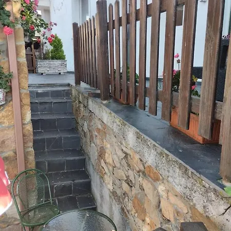 La Casina De アパート Biescas