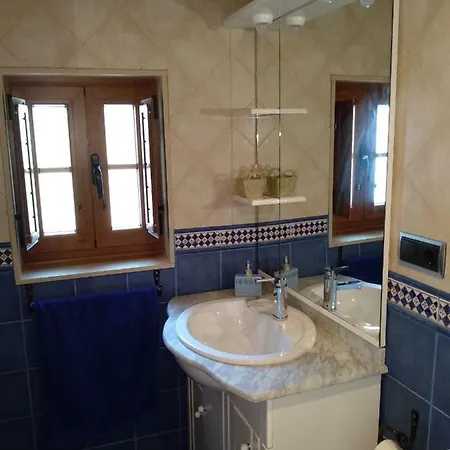 La Casina De アパート Biescas